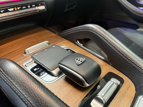 Used 2020 Mercedes-Benz GLS 450 4MATIC image 24