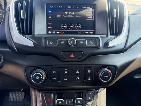 Used 2020 GMC Terrain SLE FWD image 34