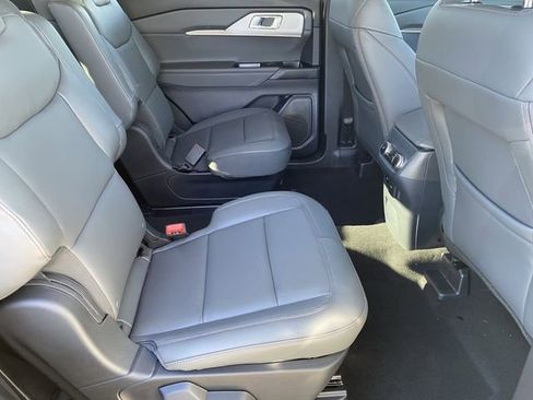 New 2026 Ford Explorer Active w/ Active Comfort Package image 45