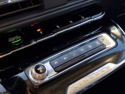 Certified 2023 Lincoln Corsair AWD image 20
