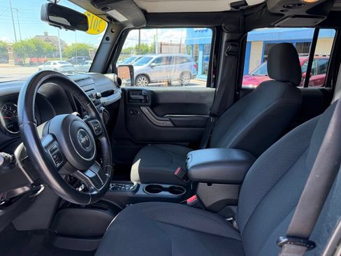 Used 2017 Jeep Wrangler Unlimited Sport w/ Quick Order Package 24S AWD/4WD image 5