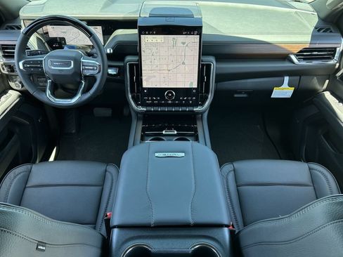 New 2026 GMC Yukon Denali w/ Denali Reserve Package AWD/4WD image 21