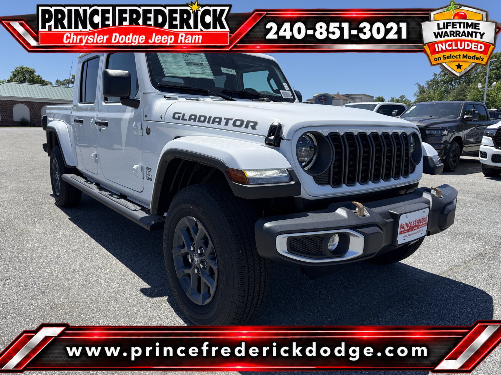 New 2026 Jeep Gladiator Sport AWD/4WD image 1