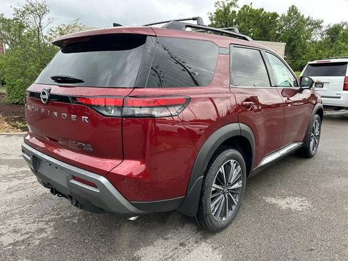 New 2026 Nissan Pathfinder Platinum w/ Lighting Package AWD/4WD image 7