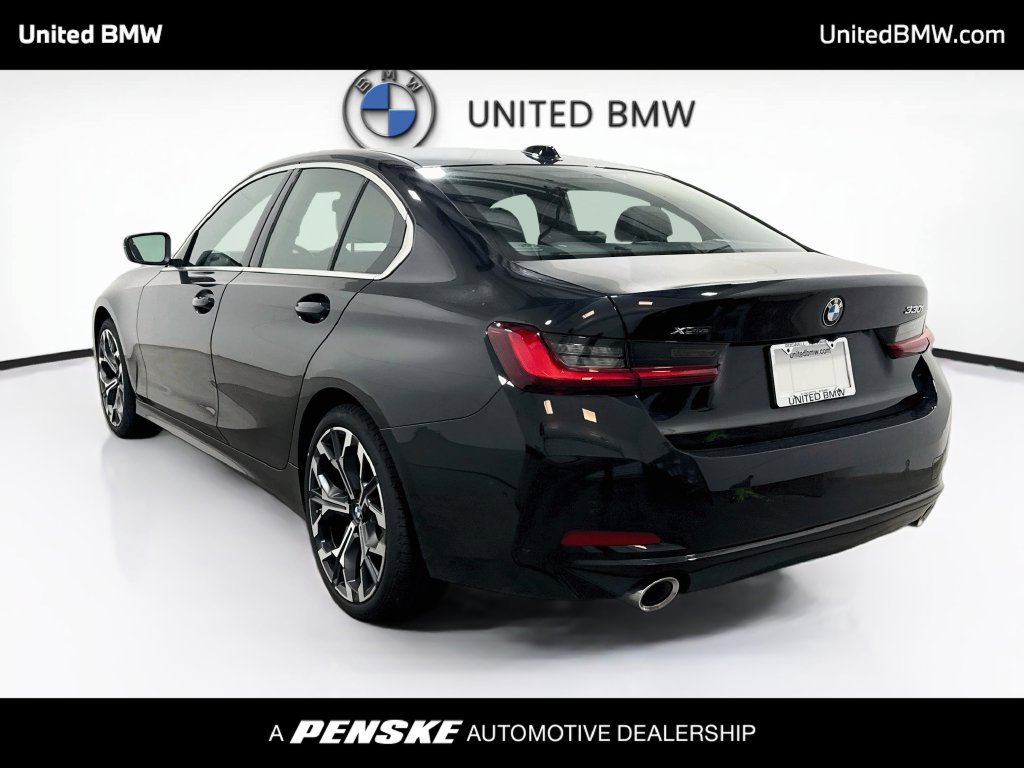Certified 2026 BMW 330i xDrive Sedan w/ Premium Package AWD/4WD image 7