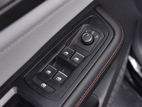 New 2026 Volkswagen Atlas Peak Edition AWD/4WD image 8