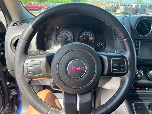 Used 2017 Jeep Patriot High Altitude AWD/4WD image 14