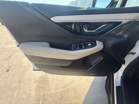 Certified 2025 Subaru Outback Limited image 13