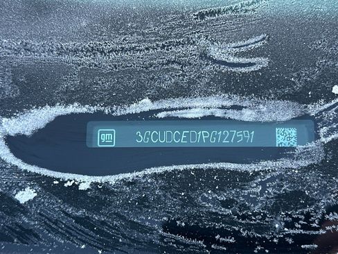 Used 2023 Chevrolet Silverado 1500 Custom Trail Boss w/ LPO, Dark Essentials Package image 8