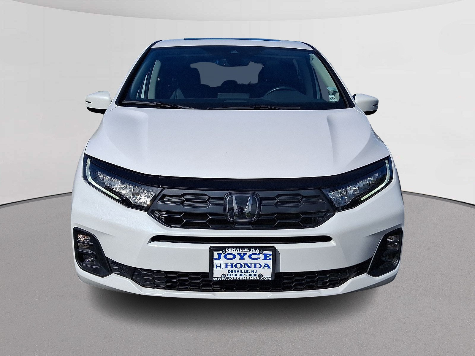 Certified 2025 Honda Odyssey EX-L image 3