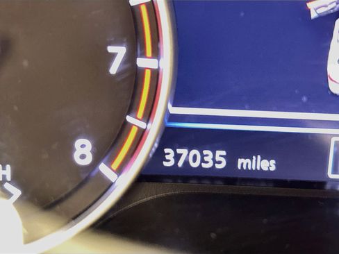 Used 2025 Nissan Sentra SV FWD image 19