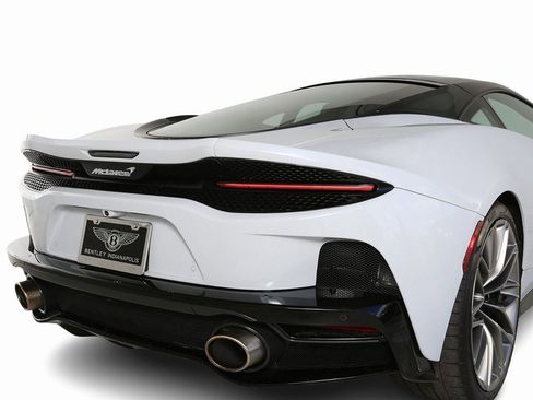 Used 2023 McLaren GT image 10