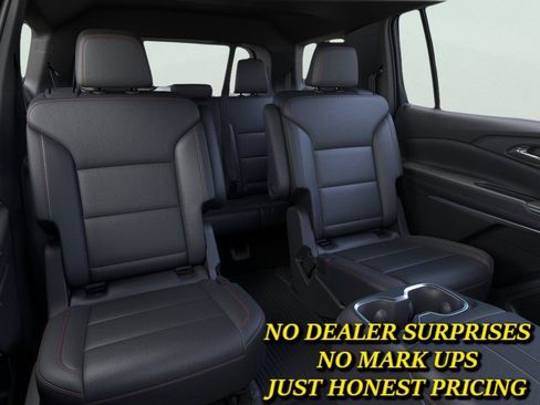 New 2026 Chevrolet Traverse Z71 w/ Enhanced Driving Package AWD/4WD image 17