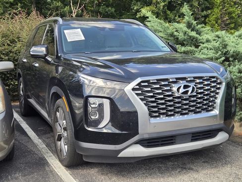 Used 2020 Hyundai Palisade SEL w/ Premium Package FWD image 4
