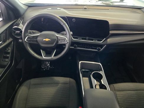 Certified 2025 Chevrolet Equinox LT AWD/4WD image 17