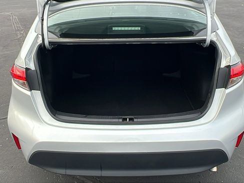 Used 2023 Toyota Corolla LE image 27