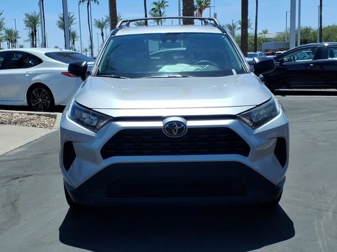 Used 2021 Toyota RAV4 LE w/ Carpet Mat Package (TMS) FWD image 2