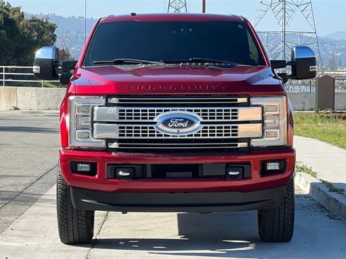Used 2017 Ford F250 Platinum w/ Platinum Ultimate Package image 9