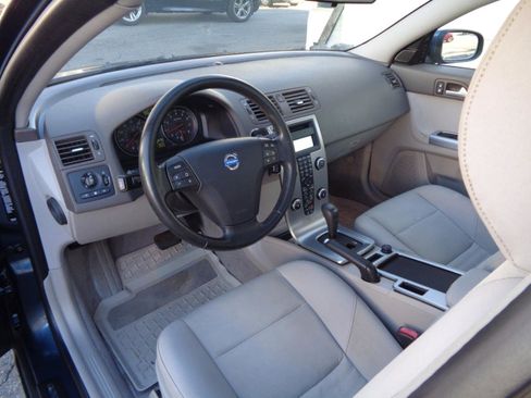 Used 2009 Volvo S40 2.4i FWD image 24