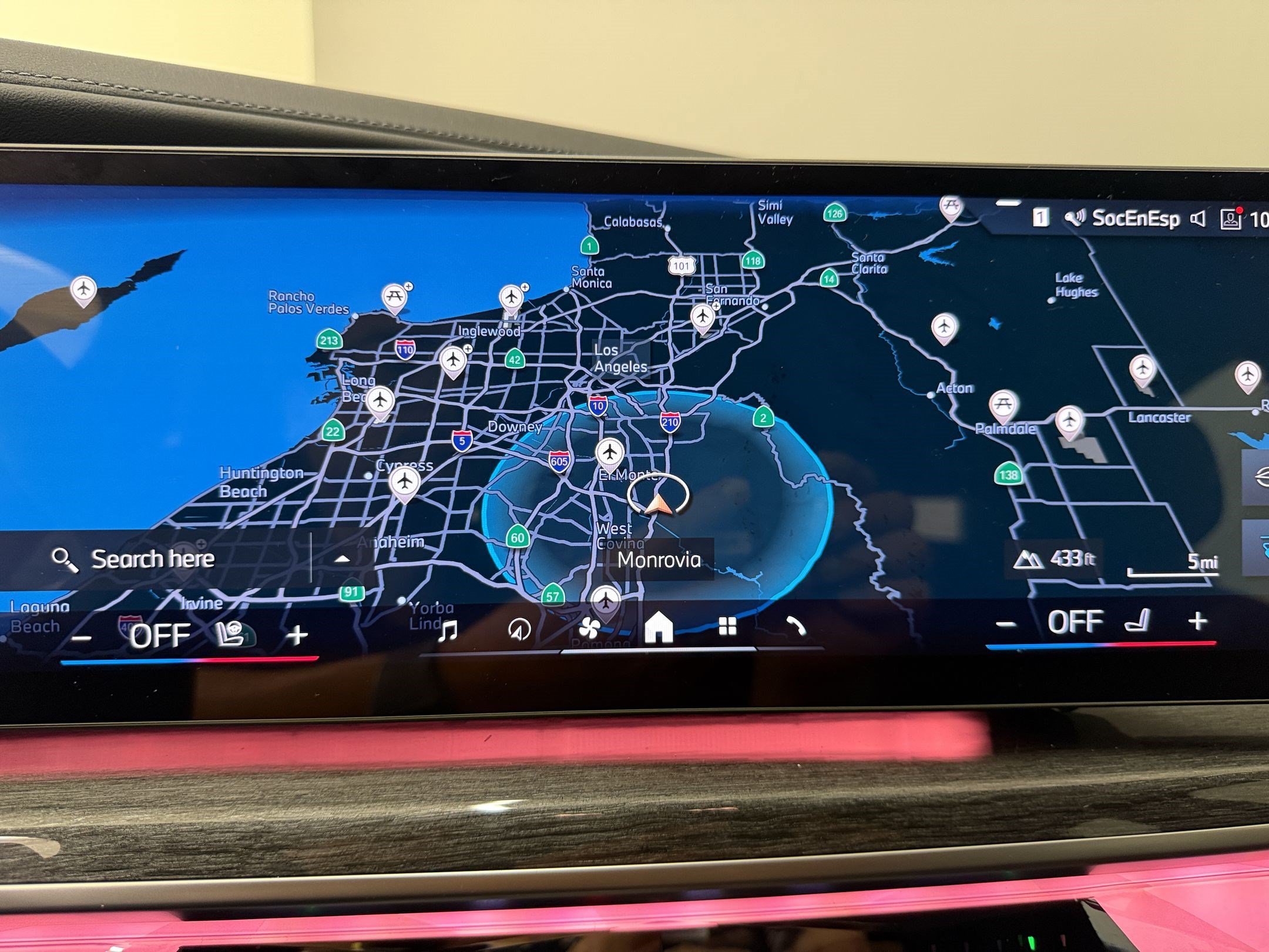 Certified 2023 BMW i7 xDrive60 AWD/4WD image 18