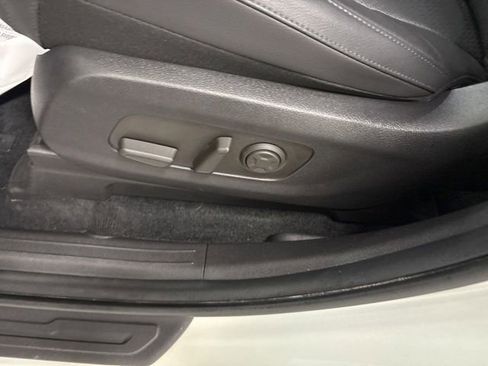Used 2025 Kia Carnival SX Prestige FWD image 15