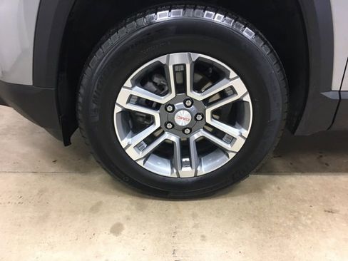 Used 2025 GMC Terrain Elevation image 11