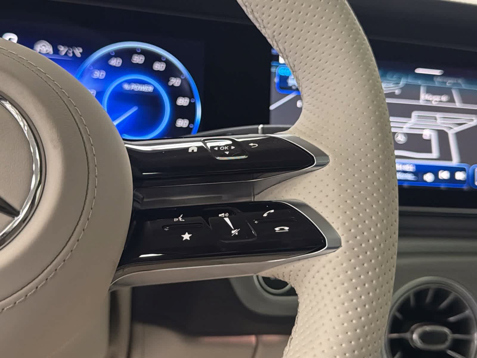 New 2027 Mercedes-Benz G 580 e image 24