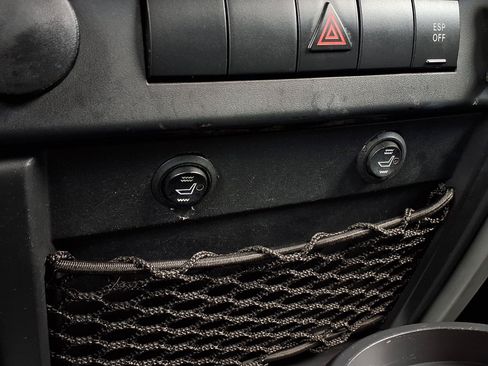 Used 2009 Jeep Wrangler Unlimited X RWD image 21
