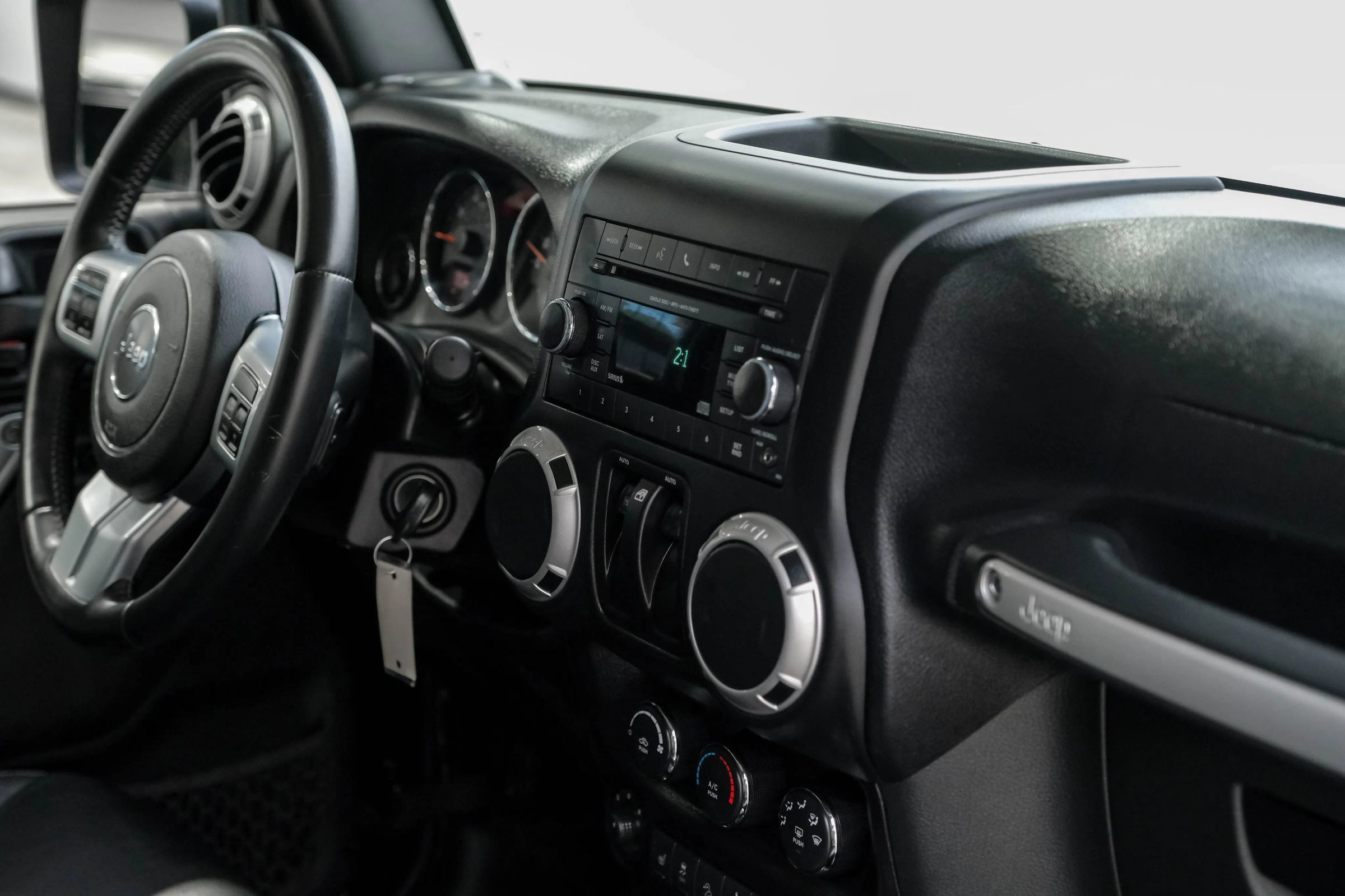 Used 2016 Jeep Wrangler Rubicon AWD/4WD image 30