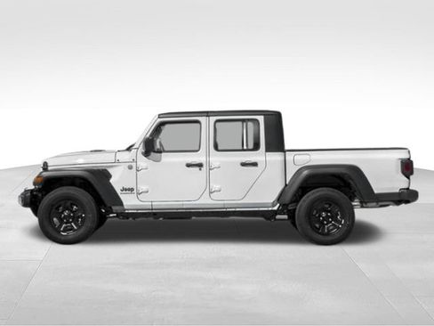 Used 2024 Jeep Gladiator Sport AWD/4WD image 6