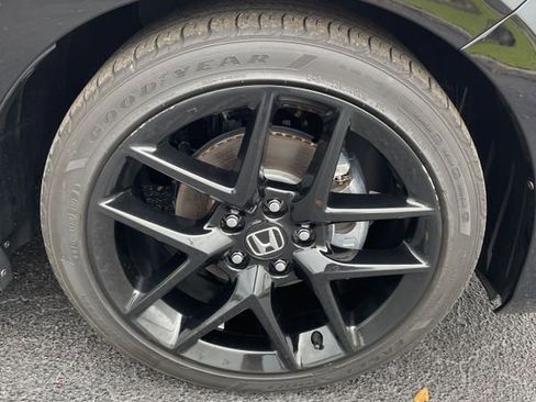 Used 2023 Honda Civic Sport image 23