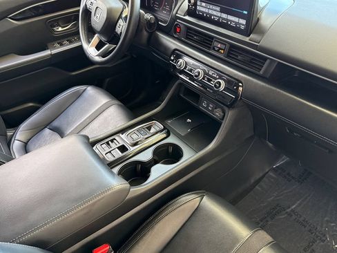 Certified 2024 Honda Pilot EX-L image 13