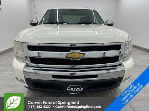 Used 2011 Chevrolet Silverado 1500 LT w/ Regional Value Package image 7