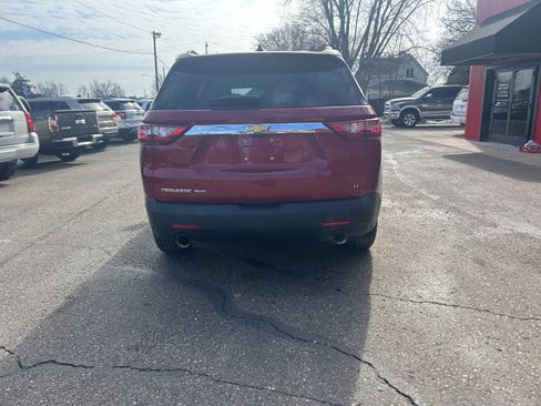 Used 2018 Chevrolet Traverse LT image 15