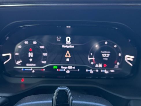 Used 2023 GMC Yukon XL Denali Ultimate image 11