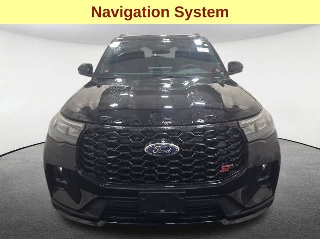Used 2025 Ford Explorer ST AWD/4WD image 4