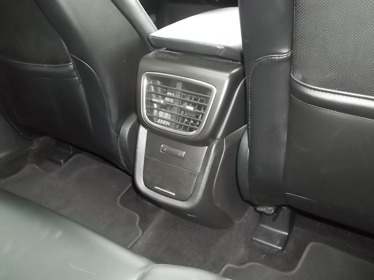Used 2016 Lincoln MKX Reserve w/ Equipment Group 102A AWD/4WD image 12