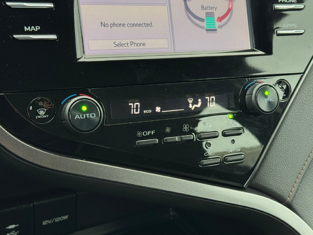 Certified 2019 Toyota Camry LE FWD image 23