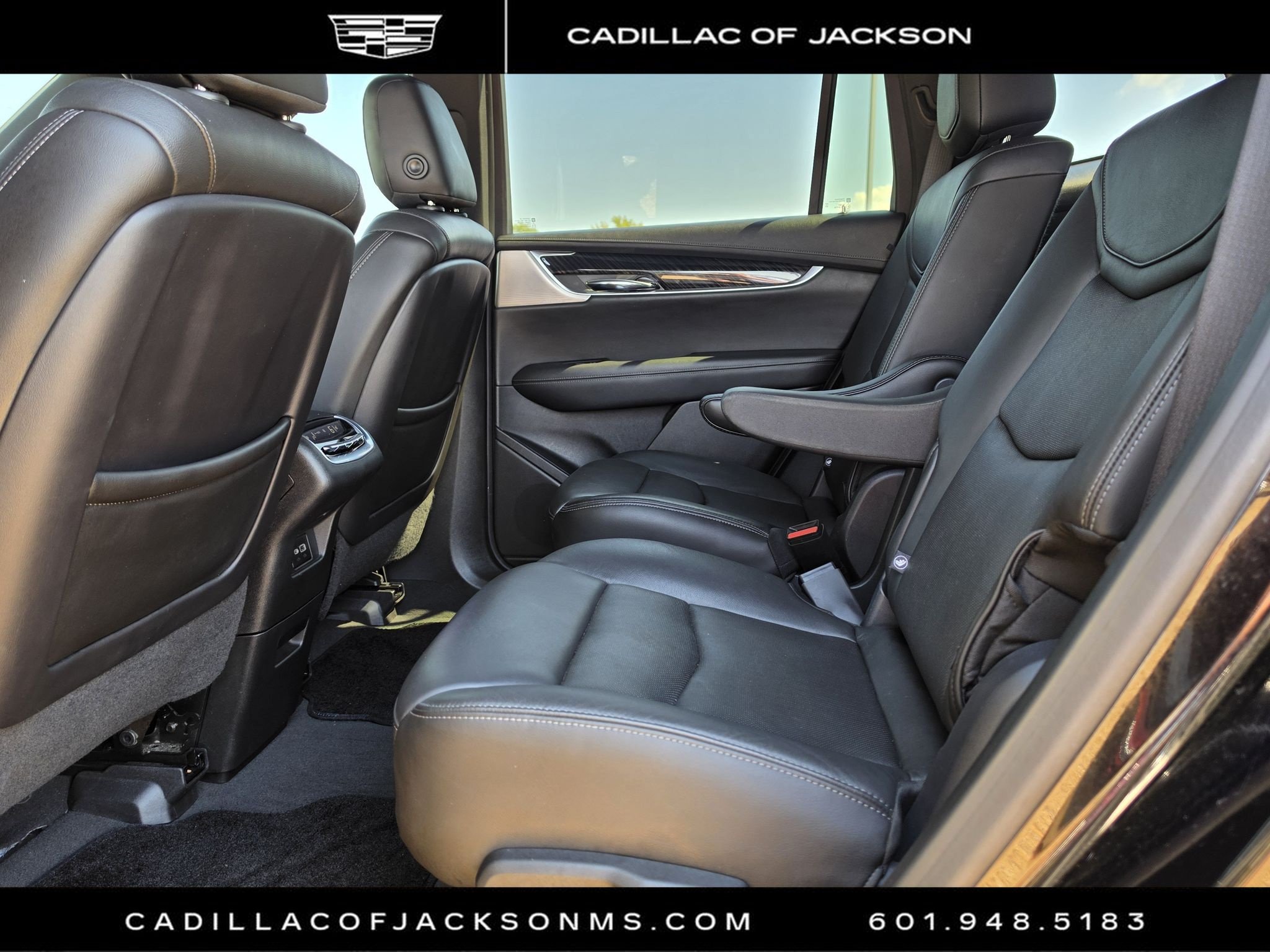 Used 2020 Cadillac XT6 Premium Luxury AWD/4WD image 20