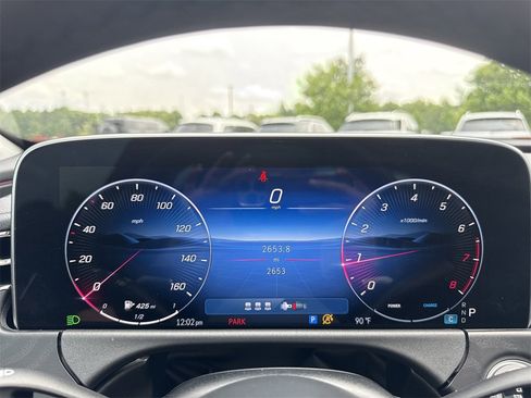 Used 2025 Mercedes-Benz E 350 4MATIC Sedan image 28