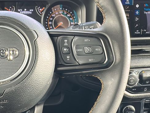 Used 2024 Jeep Wrangler Sport S image 17