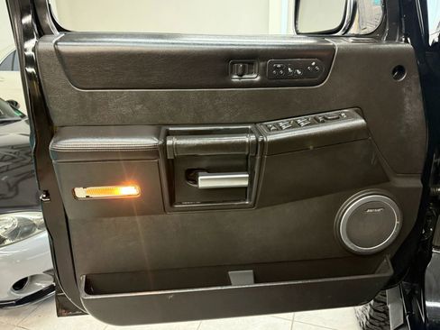 Used 2007 HUMMER H2 SUT Sport Utility Pickup 4D image 14