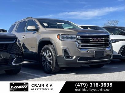 Used 2023 GMC Acadia SLT w/ Preferred Package