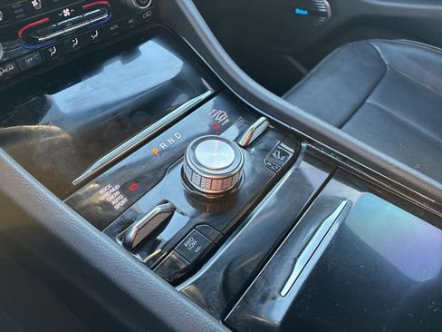 Used 2022 Jeep Grand Cherokee L Overland image 17