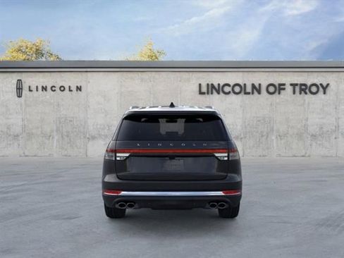 New 2026 Lincoln Aviator AWD image 5