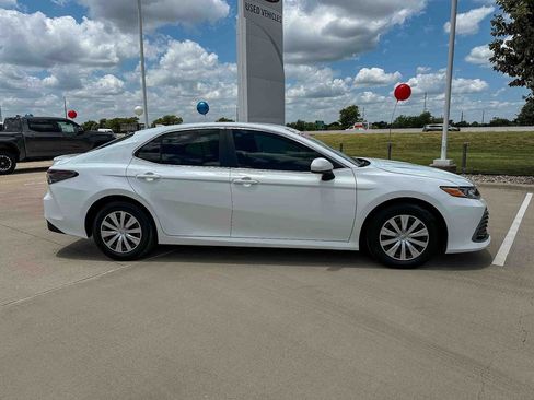 Used 2023 Toyota Camry LE FWD image 2