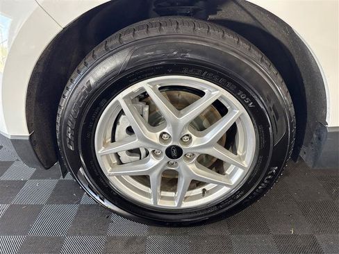 Used 2024 Ford Edge SEL AWD/4WD image 30