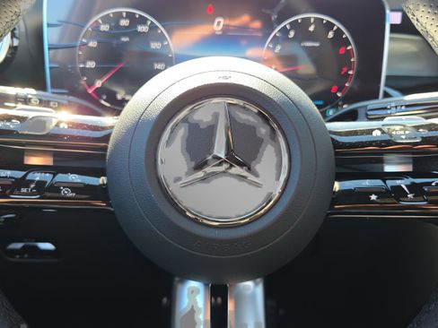 New 2026 Mercedes-Benz GLC 300 image 22