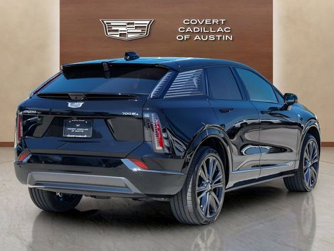 New 2026 Cadillac Optiq Sport 2 w/ LPO, Floor Liner Package image 8