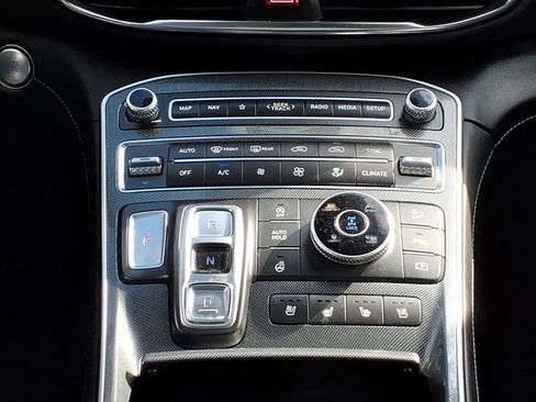 Used 2023 Hyundai Santa Fe Limited AWD/4WD image 9